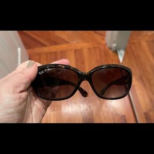 Ray Ban Jackie Ohh sunglasses